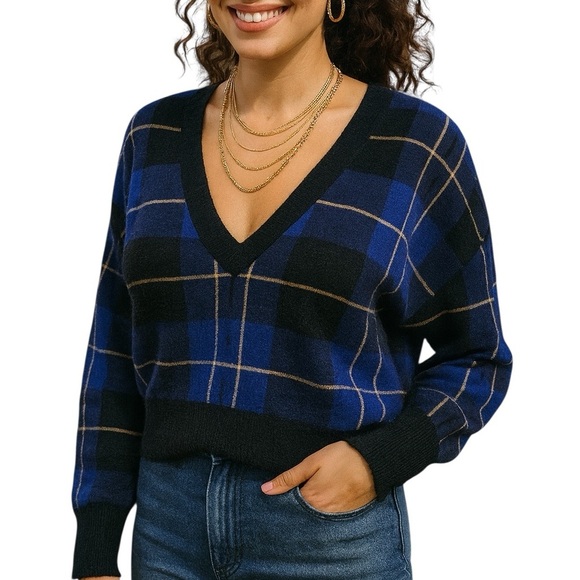 Happy Sheep Long Sleeve V Neck Sweate 100% Cashmere lightweight sweater